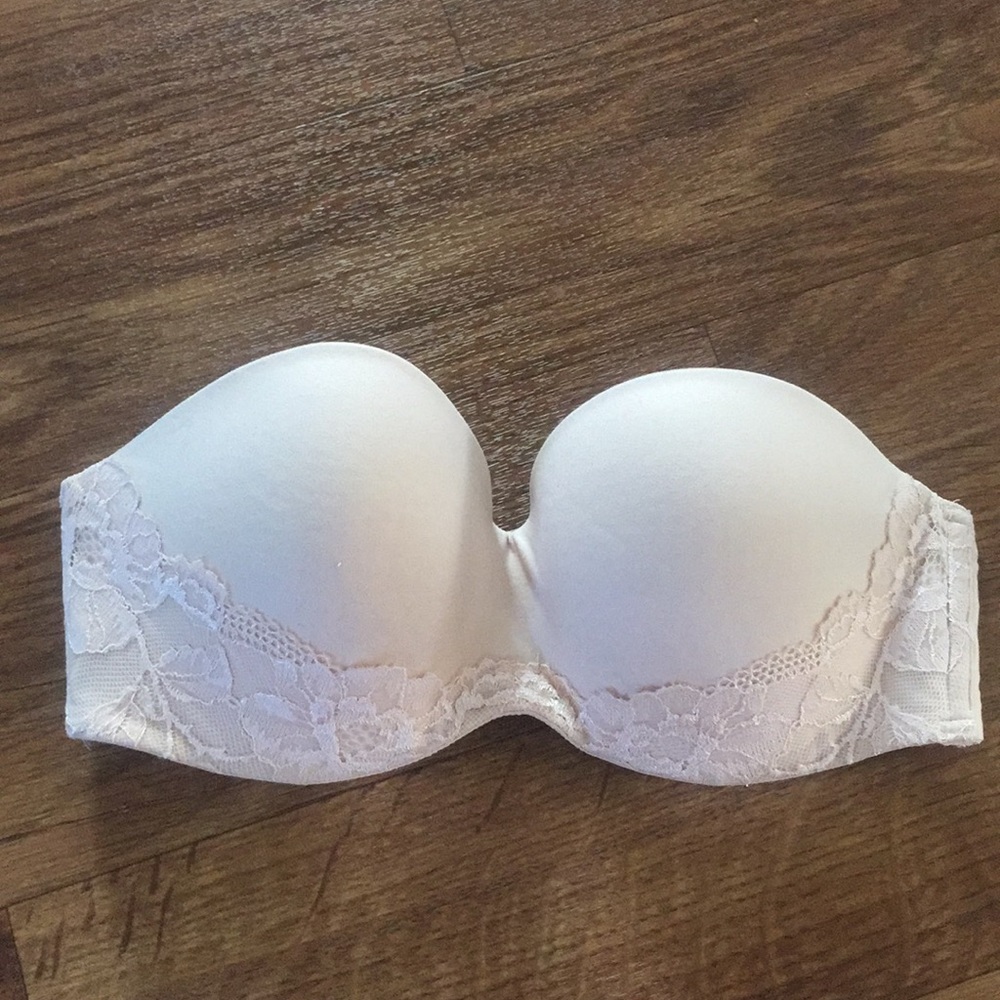 Victoria’s Secret Strapless 36C.